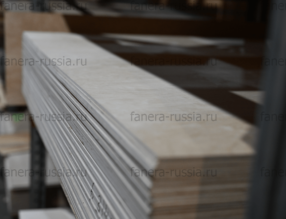 Fanera Russia Фанера березовая ФСФ 10мм сорт I/II Ш2 Е1 1525х1525мм 5798-depositphotos-bgremover-min.png